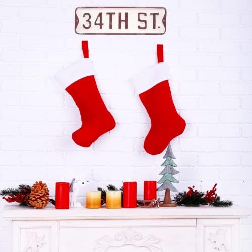 Adorável lata vermelha e branca 34ª placa de Natal de rua, decorações de Natal penduradas, sinal de parede montado sazonal, decoração festiva de férias, 19,5 polegadas de comprimento