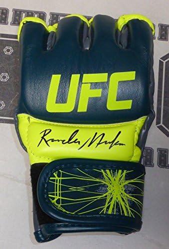 Randa Markos assinou o UFC The Ultimate Fighter 20 Glove PSA/DNA COA TUF Autograph - luvas autografadas de