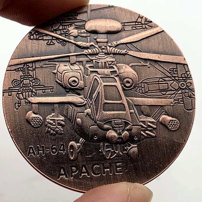 American AH-64 Gunship Gold Coin Fighter Antique Aircraft Coleção de moedas Medalha de moeda de ouro