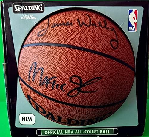 Magic Johnson e James Digno autografado assinado Spalding NBA Basketball PSA/DNA - Basquete autografado