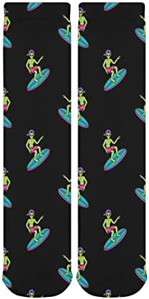 WeedKeyKat Color Alien Surfing Meias grossas Novelty Funny Print Graphic Casual Warm Mid Tube Meias para o