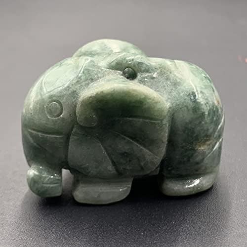 Elefante de jade esculpido natural genuíno para jóias e cura. Jade Elephant